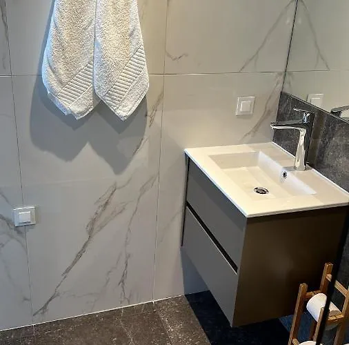 Atlantic View Apartment